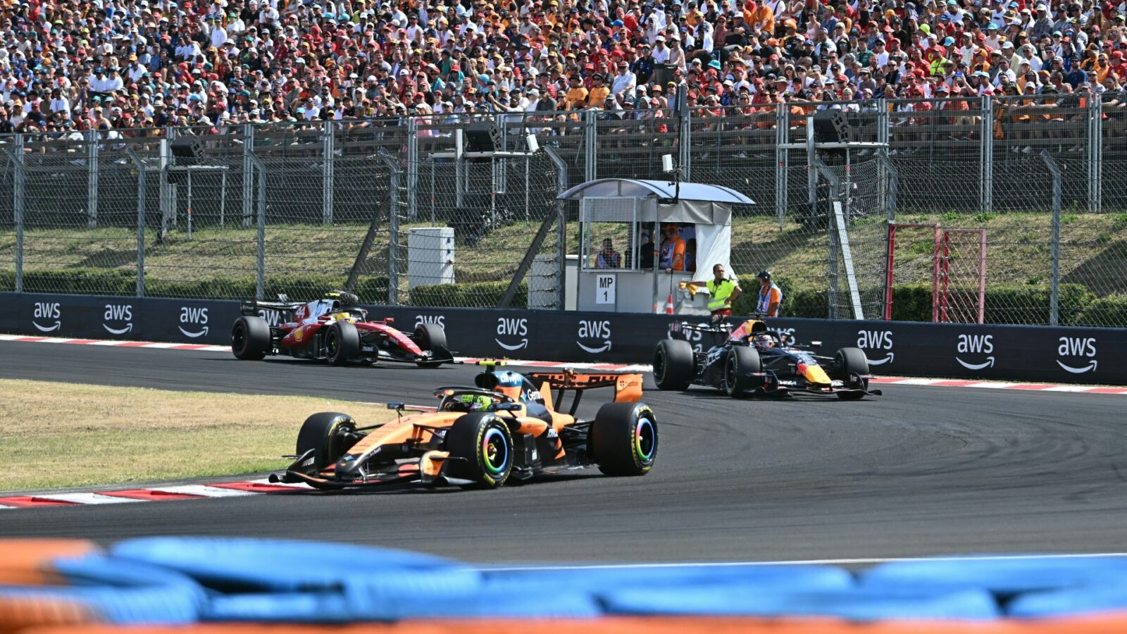 Norris wins in Hungary